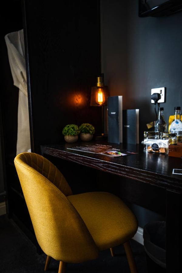 Hotel The Vicarage Holmes Chapel Esterno foto