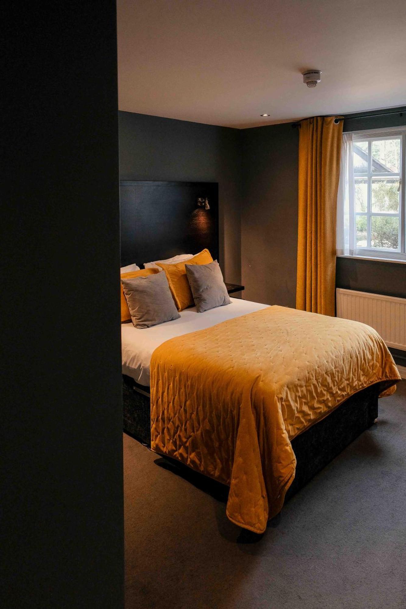 Hotel The Vicarage Holmes Chapel Esterno foto