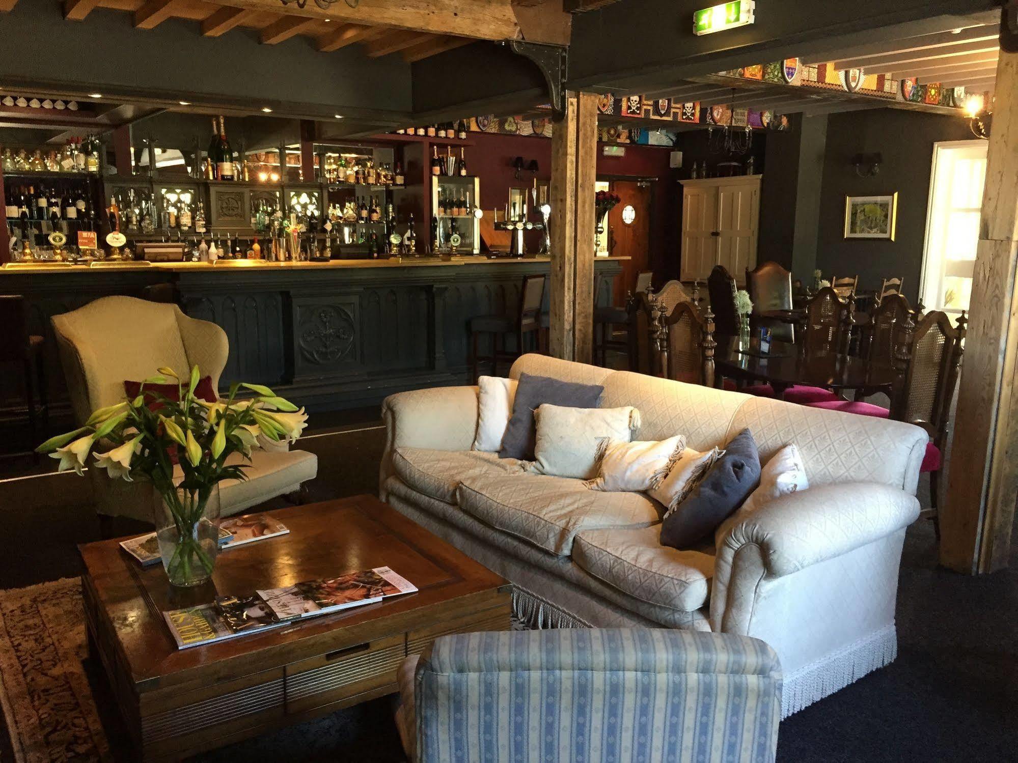 Hotel The Vicarage Holmes Chapel Esterno foto